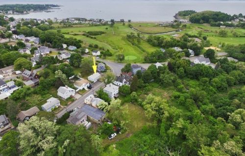 22 Spring Rd, Nahant, MA 01908 exterior