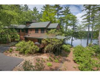 131 Buzzells Cove Rd, Moultonborough, NH 03254 exterior
