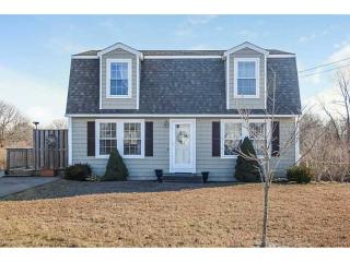 45 Woody Hill Rd, Westerly, RI 02808 exterior