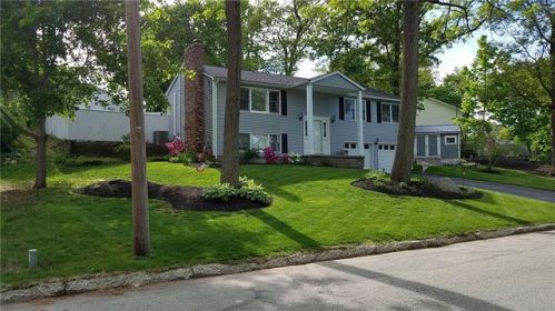 7 Kenmore Way, Lincoln, RI 02865 exterior