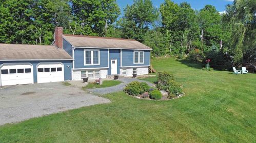 11 Applecrest Ln, Andover, NH 03216 exterior