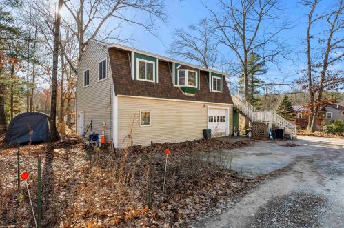 20 Collettes Grove Rd, Derry, NH 03038 exterior