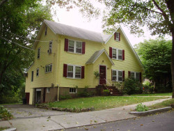 87 Fenwick Rd, Newton, MA 02468 exterior