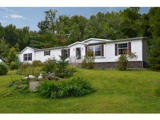 42 Majestic Ln, Hinesburg, VT 05461 exterior