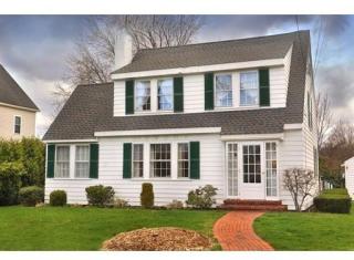 27 Withington St, Newbury, MA 01951 exterior
