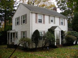 54 Woodward St, Newton, MA 02461 exterior