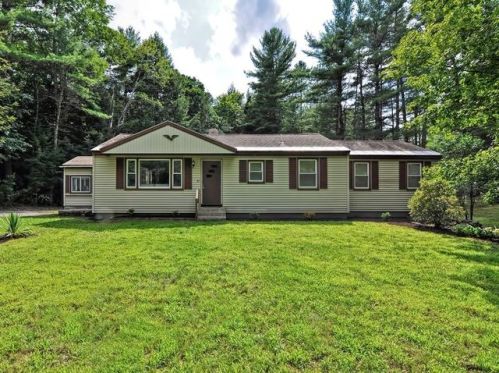 57 Ragged Hill Rd, Hubbardston, MA 01452 exterior