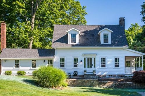 36 Planters Field Ln, Hingham, MA 02043 exterior