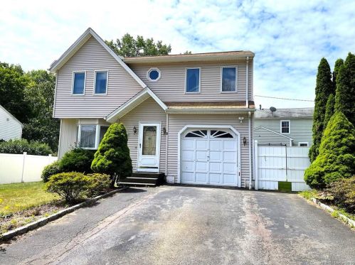 2 Davies Ct, Ansonia, CT 06401 exterior