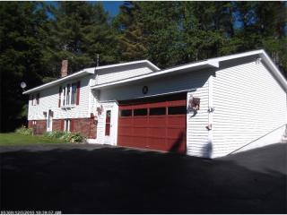 651 Dover Rd, Dexter, ME 04930 exterior