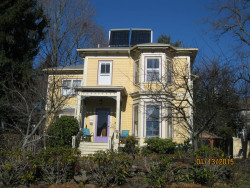 35 Bowen St, Newton, MA 02459 exterior