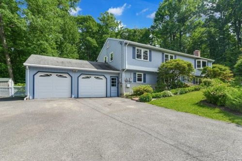 74 Rees Dr, Seymour, CT 06478 exterior