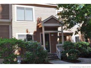 5 Hampton Pl, Avon, CT 06001 exterior