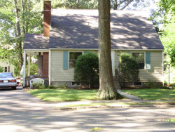 18 Parmenter Ter, Newton, MA 02465 exterior