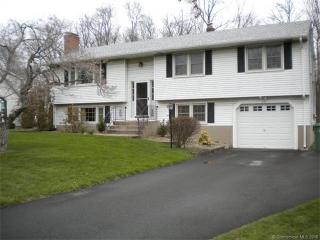 22 Hintz Dr, Wallingford, CT 06492 exterior