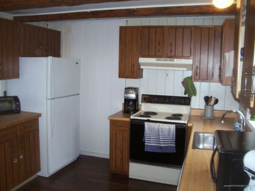 258 Lakeside Dr, Boothbay-Harbor, ME 04538 exterior