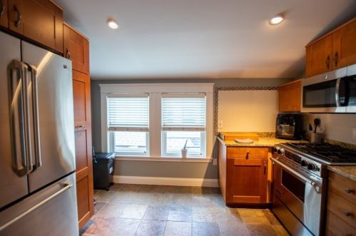 247 Savin Hill Ave, Roxbury-Xing, MA 02125 exterior