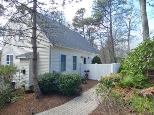 7 Santuit Pond Rd, New Seabury, MA 02649 exterior