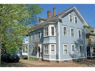 152 Congdon St, Providence, RI 02906 exterior