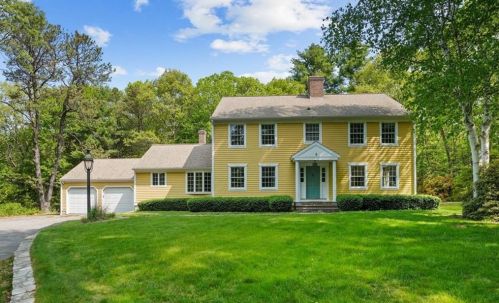 45 Ann Dr, East-Greenwich, RI 02818 exterior