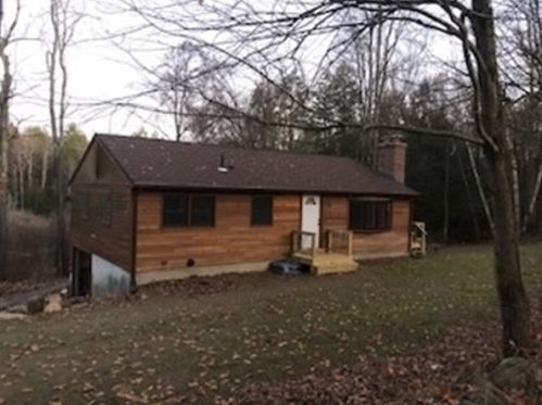 79 Searle Rd, Huntington, MA 01050 exterior