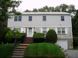 32 Stanley Rd, Newton, MA 02468 exterior