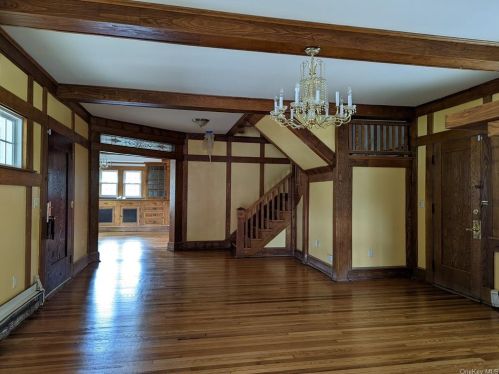 40 Beechmont Ave, Bridgeport, CT 06606 exterior