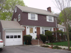 110 Hull St, Newton, MA 02460 exterior