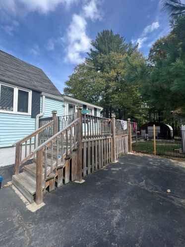 99 Lawrence Rd, Salem, NH 03079 exterior
