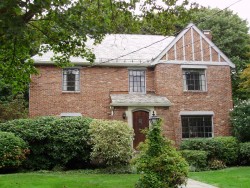 19 Evelyn Rd, Newton, MA 02468 exterior