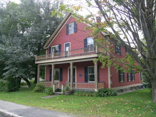 81 Main St, Chester, VT 05143 exterior