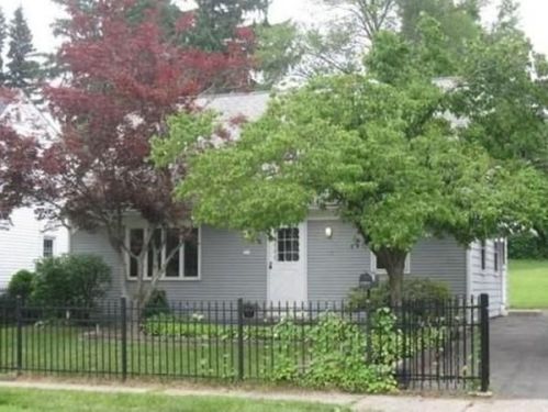 53 Clement St, Springfield, MA 01118 exterior