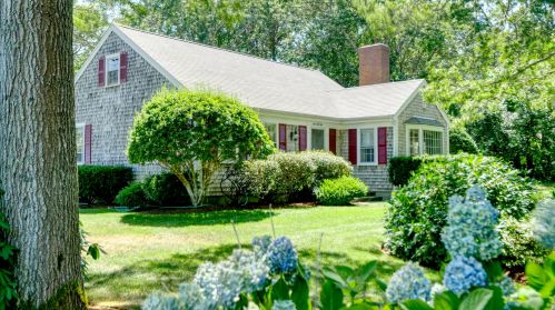 141 Parsley Ln, Osterville, MA 02655 exterior