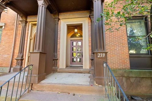 239 Farmington Ave, Hartford, CT 06105 exterior