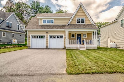 31 Aster Ln, Falmouth, ME 04105 exterior