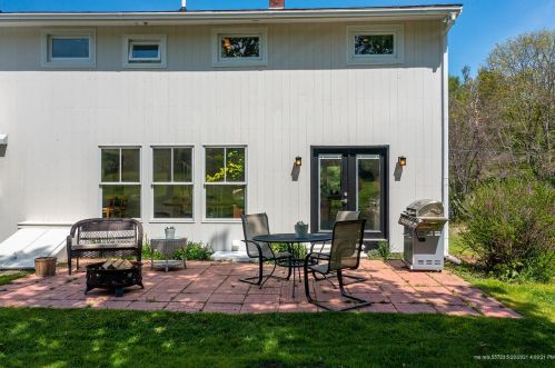 22 Youngtown Rd, Lincolnville, ME 04849 exterior