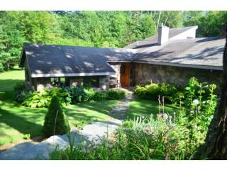 536 Beartown Ln, Williston, VT 05495 exterior