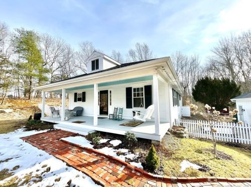 71 Sullivan Rd, Norwich, CT 06351 exterior
