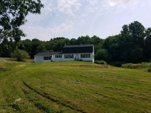 171 Webb Rd, New Braintree, MA 01531 exterior