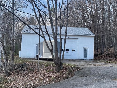 486 Pond Rd, Lewiston, ME 04240 exterior
