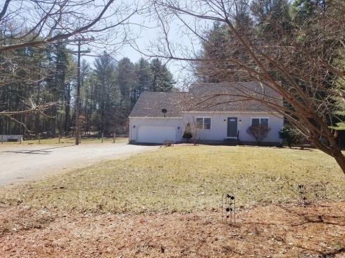 63 Philip Ln, Killingly, CT 06241 exterior