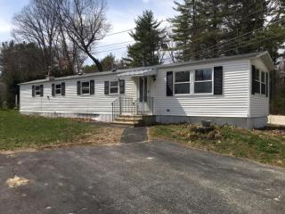1 Parklane Rd, Hampstead, NH 03841 exterior
