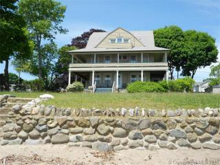 21 Beach Ave, Milford, CT 06460 exterior