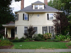 289 Highland Ave, Newton, MA 02465 exterior