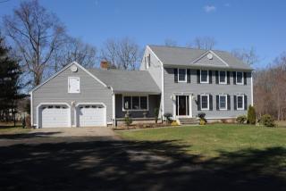 203 Boston Post Rd, Guilford, CT 06437 exterior