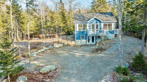 65 Union Bay Pines Dr, Waltham, ME 04605 exterior