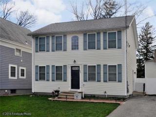 225 Orchard St, Cranston, RI 02910 exterior