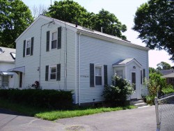 2 Middle St, Newton, MA 02458 exterior