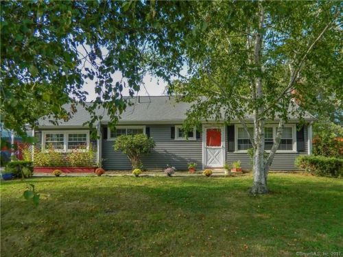 17 Plymouth Ave, Groton, CT 06340 exterior