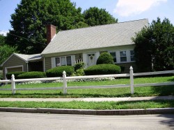 30 Hawthorn St, Newton, MA 02458 exterior